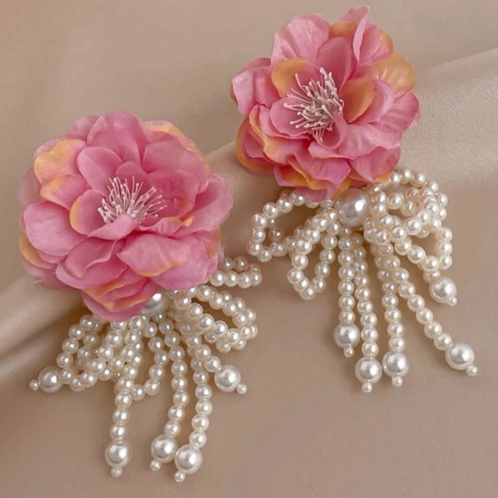 Women’s Faux Pearl Drop Earrings
